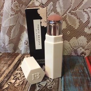 Fenty Beauty Contour & Concealer Brush